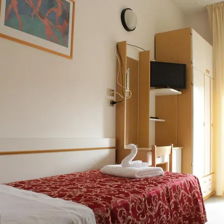 Clara 3* リッチョーネ