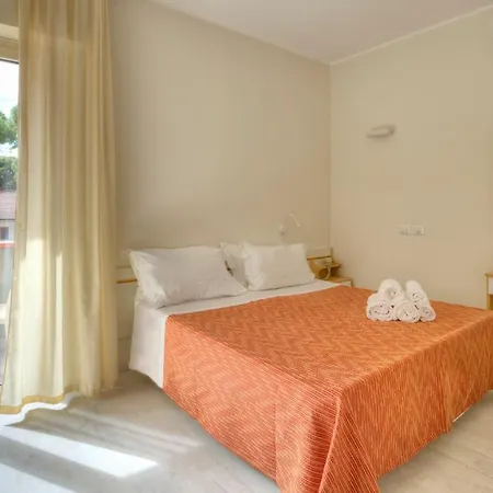 Clara ريتشيوني