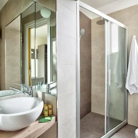 Clara ريتشيوني