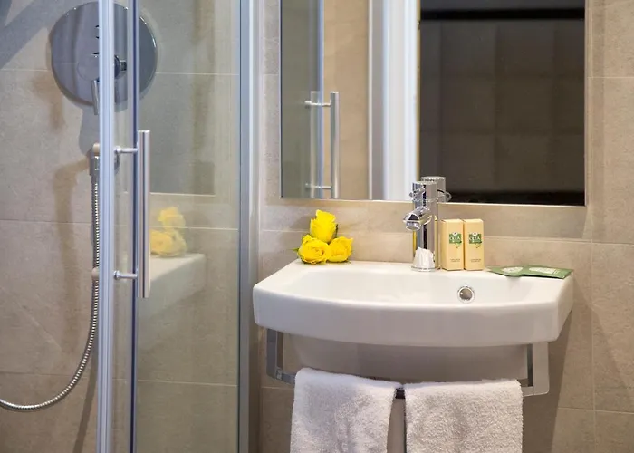 Clara 3* Риччоне